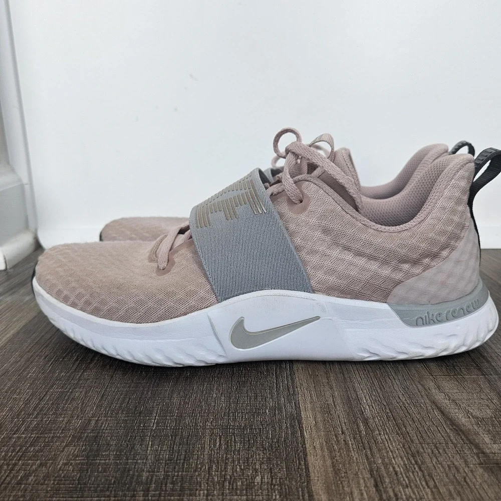 Nike Training Shoes Women 10.5 Pink Renew In-Season TR 9‎ AR4543-200 Sneakers